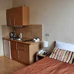 Apart Otel Maly