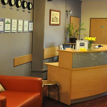 Ξενοδοχείο με διαμερίσματα Maly 3*