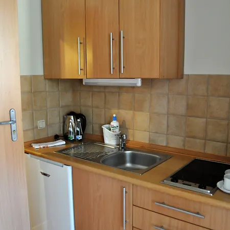 Ξενοδοχείο με διαμερίσματα Maly 3*