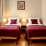 Apart-hotel Mały 3*
