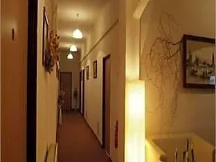 Maly شقة فندقية